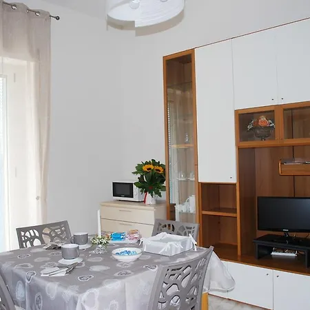 Domus Clara